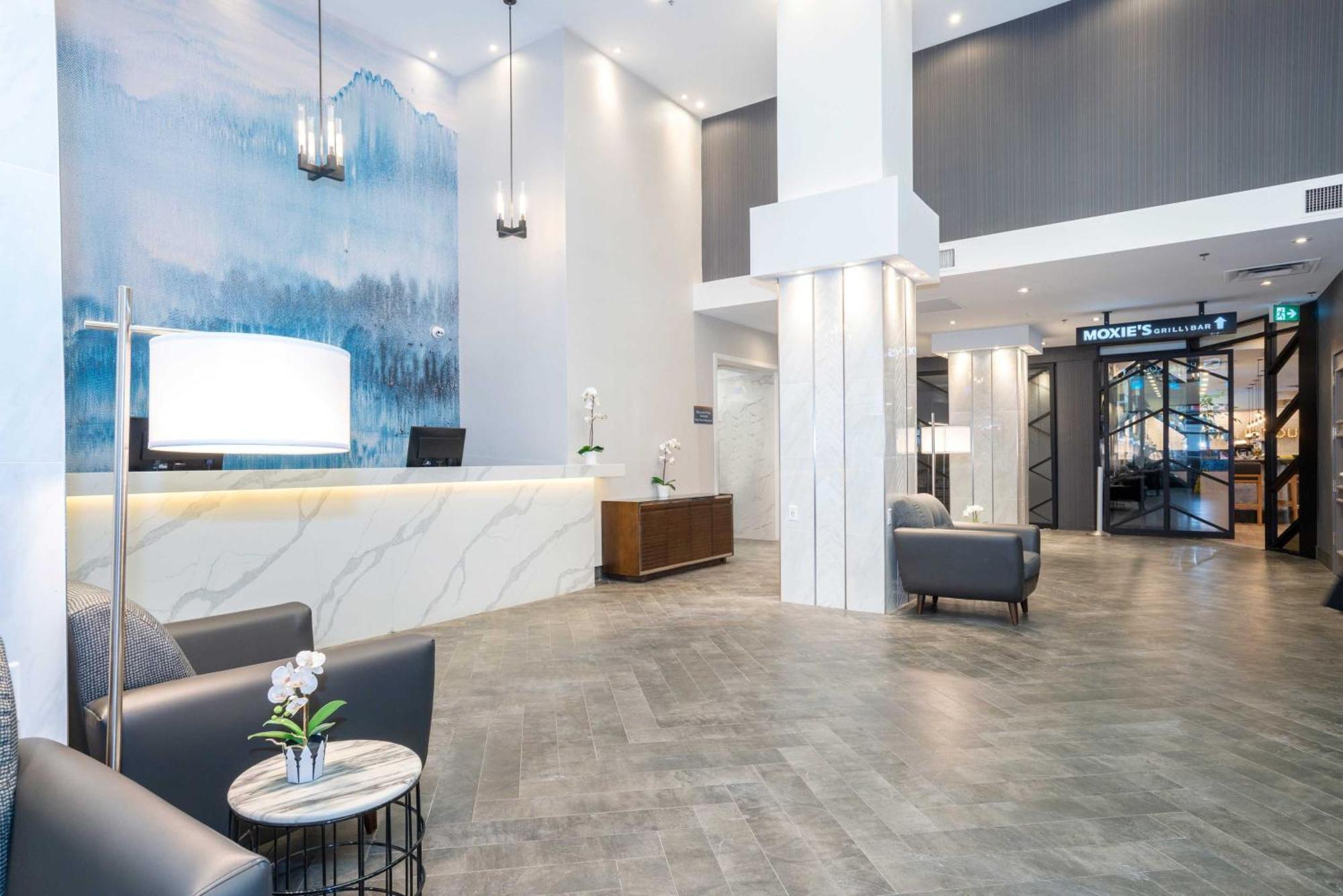 Sandman Signature Calgary Downtown Hotel Exterior foto